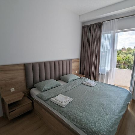 Brand New Apartment In Kutaisi Exteriör bild