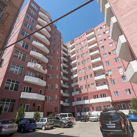 Brand New Apartment In Kutaisi Exteriör bild