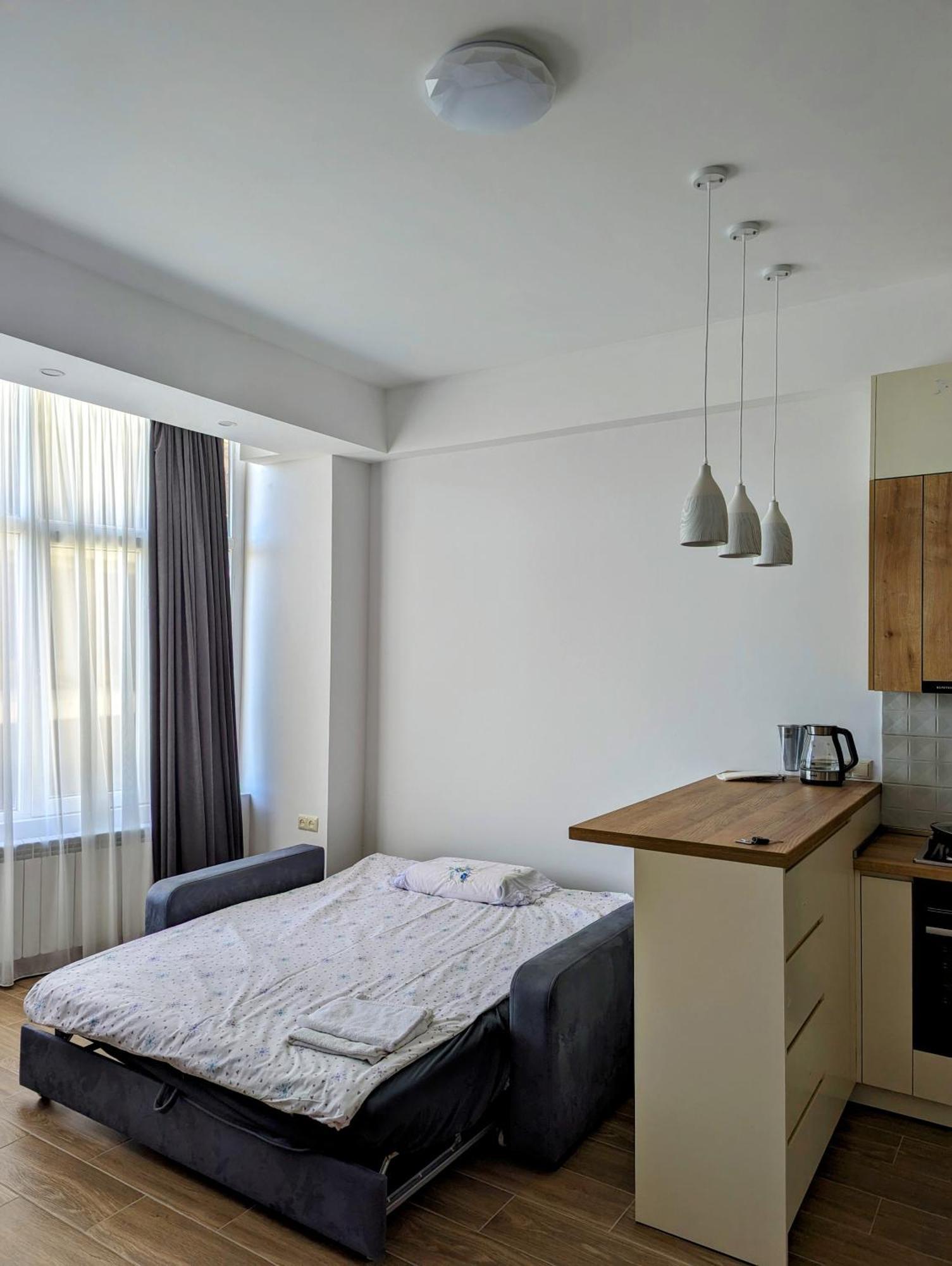 Brand New Apartment In Kutaisi Exteriör bild